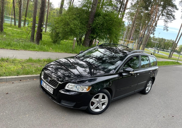 Volvo V50 cena 18900 przebieg: 156200, rok produkcji 2009 z Michałowo małe 254